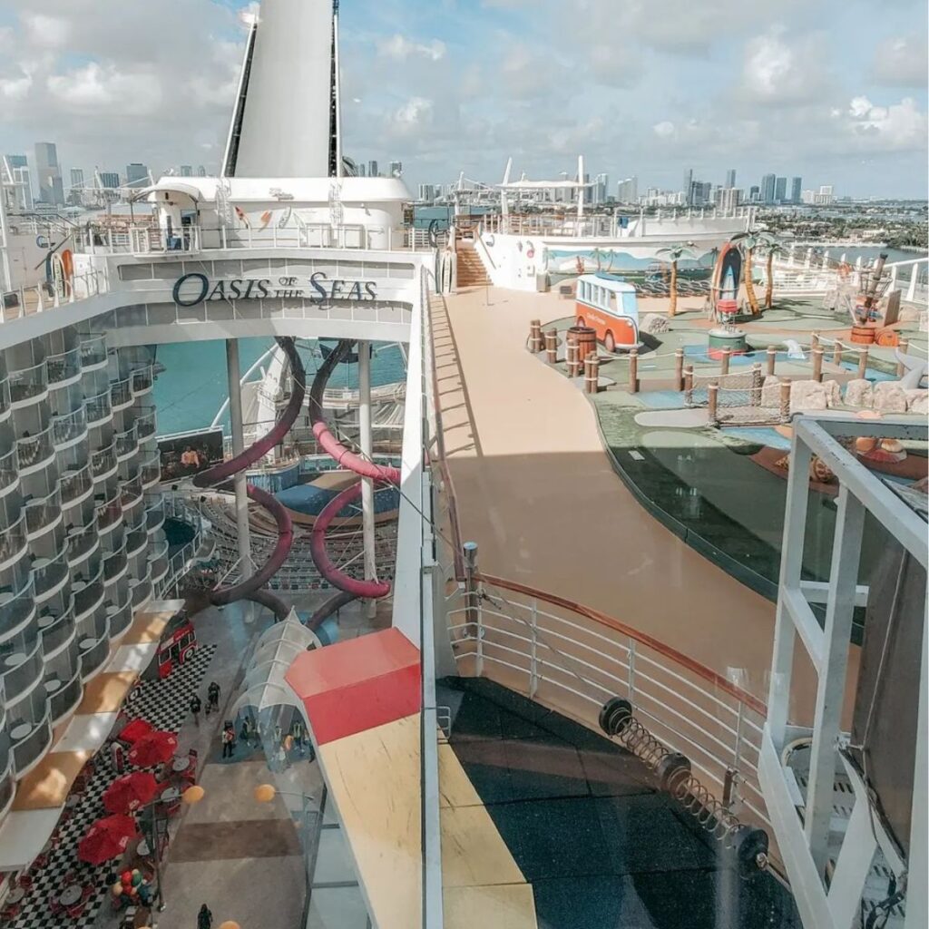 Oasis of the Seas - Look Aboard