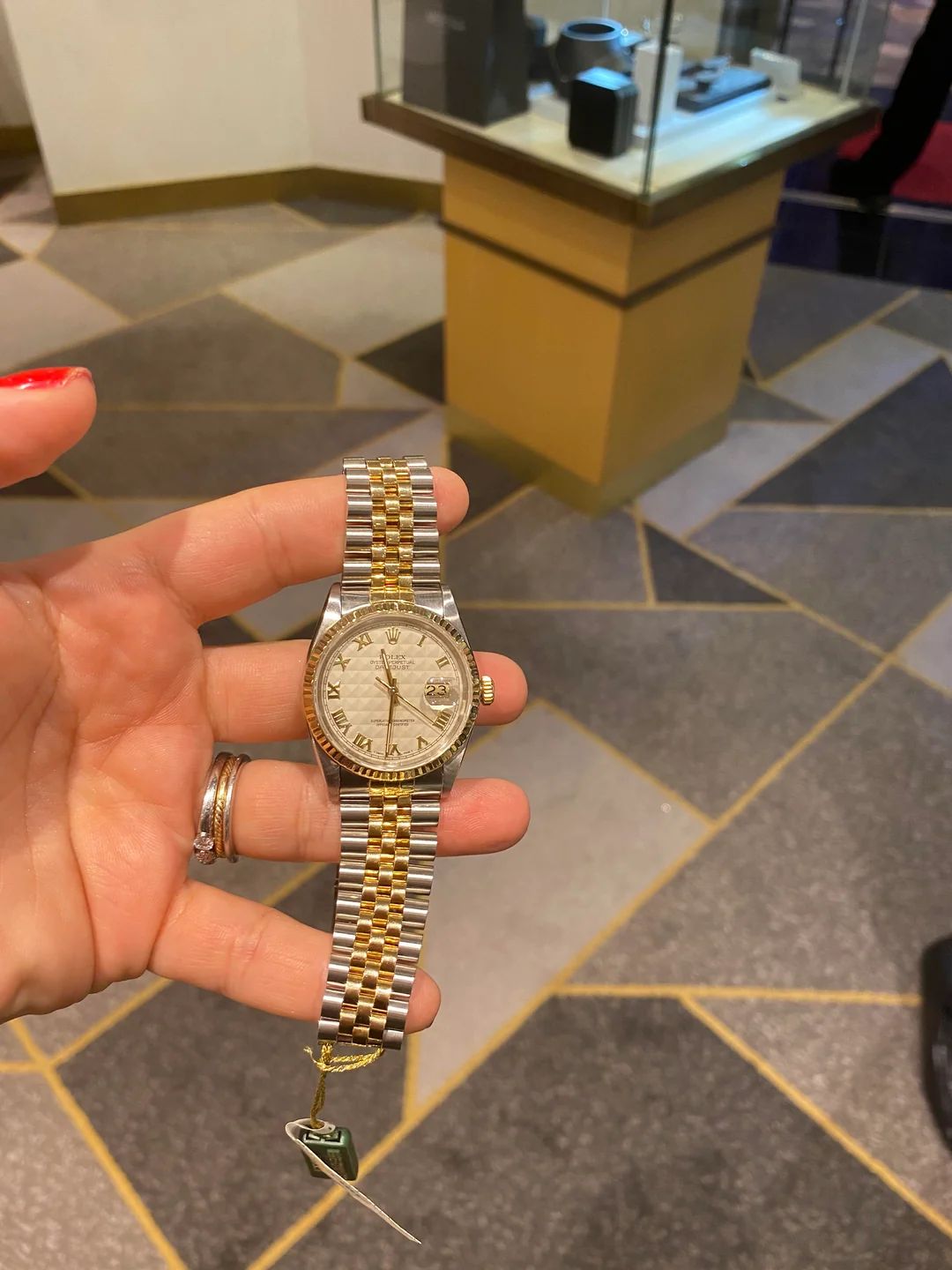 10 Cruise Ship Purchases That Are a Total Rip-Off