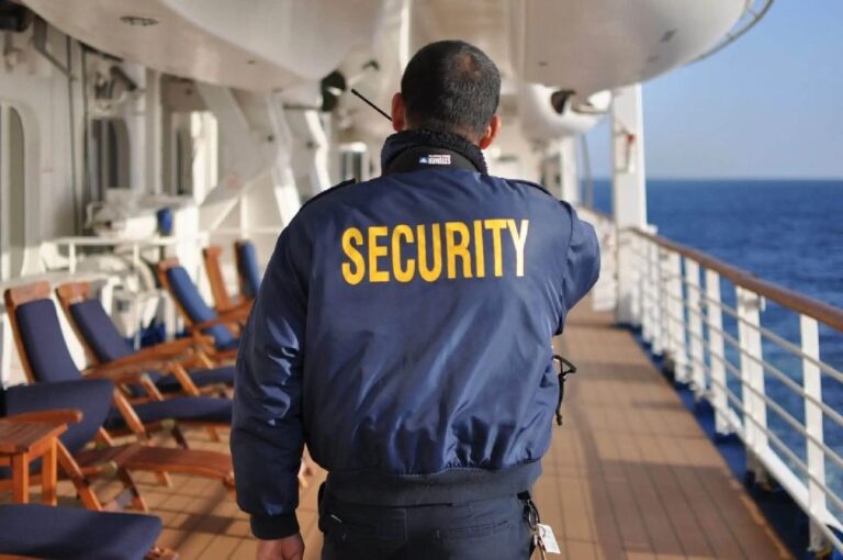 10 Reasons You Could Be Banned From a Cruise Ship