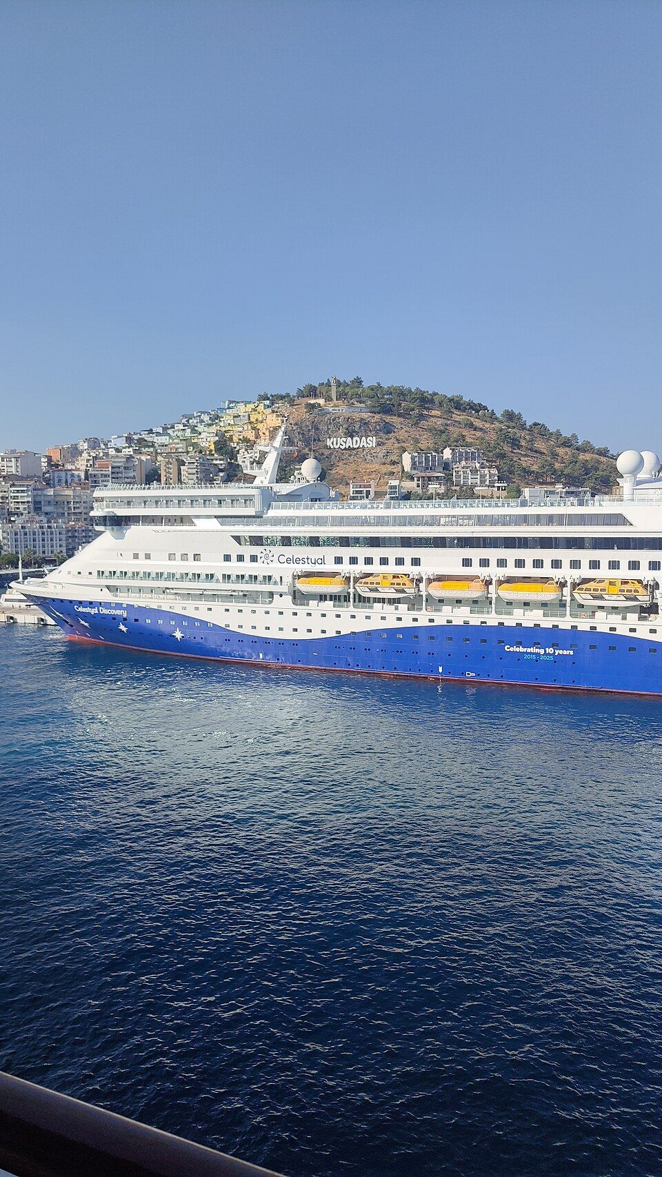 First Cruise Ship Breaks Through Strait of Hormuz After Weeks of War Closure