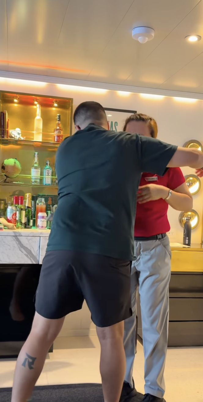 Cruise Cabin Steward Breaks Down in Tears After Passenger Hands Over $5,000 Cash Tip