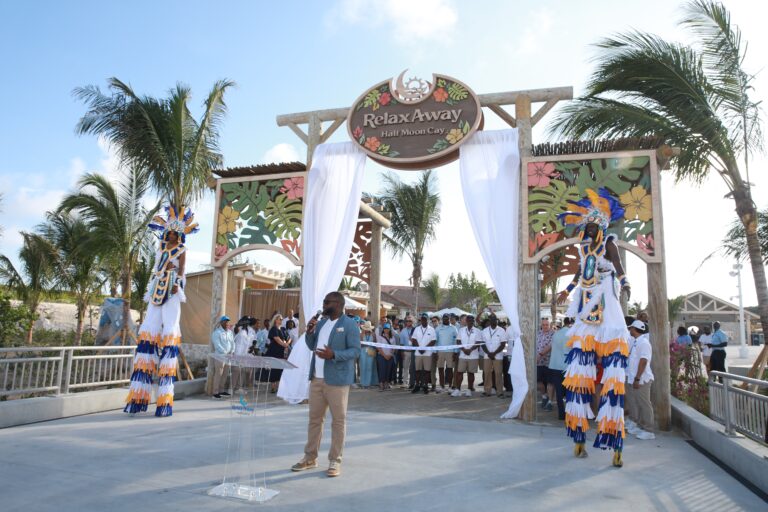 Carnival Opens Brand New Pier at Half Moon Cay — Allowing Its Biggest Ships to Visit for the First Time