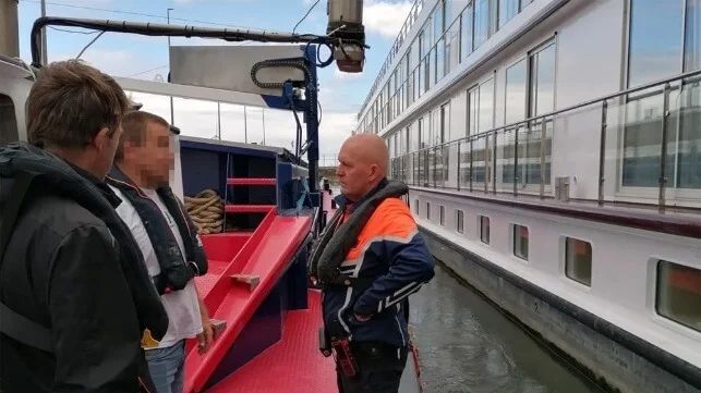 Drunk Cruise Captain Caught at Police Checkpoint With Passengers on Board